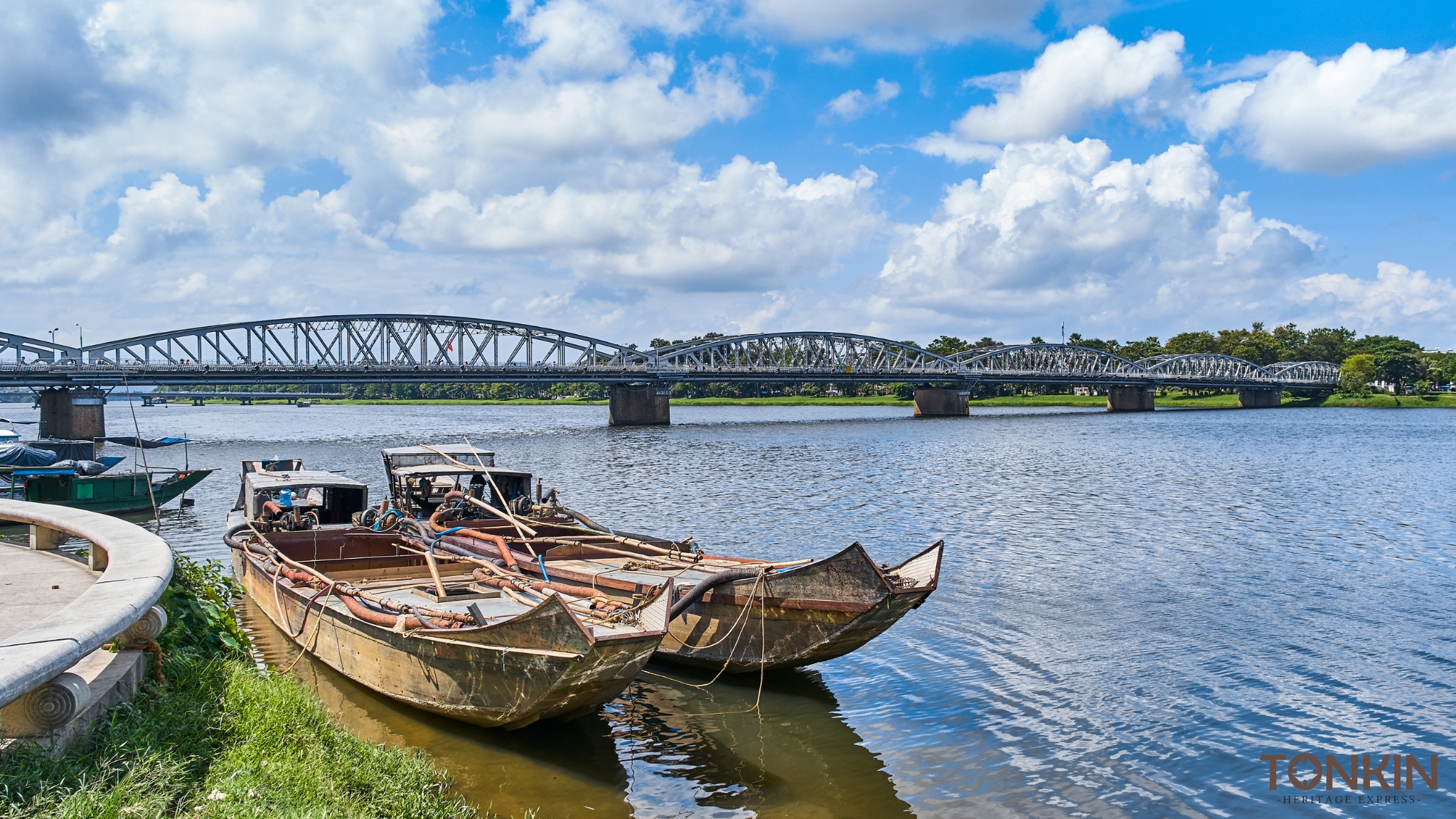 Da Nang to Hue on Tonkin Heritage Express